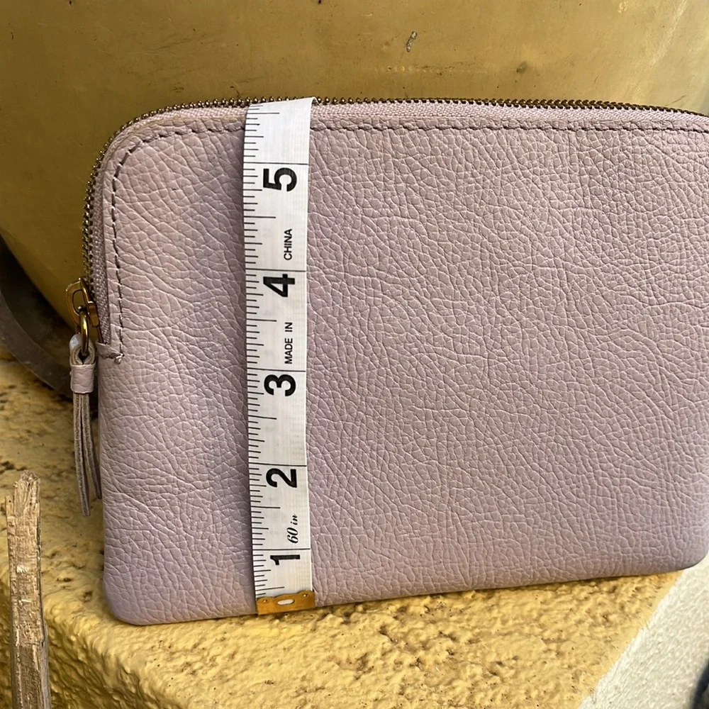 Authentic Mark & Graham Leather Zip Pouch - Picture 11 of 16